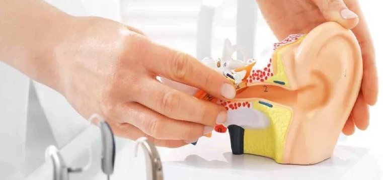 How to Open a Blocked Ear at Home